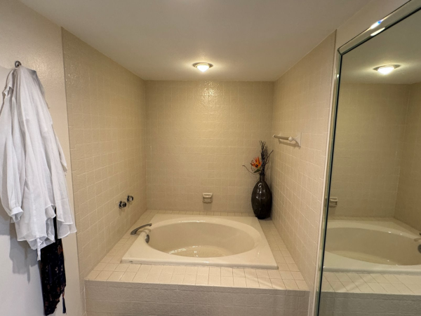 Marco Island Vacation Condo with 2 Bedroom & Balcony
